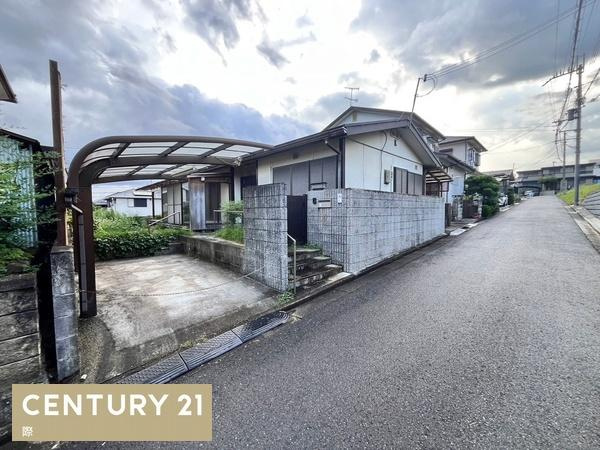 橋本市胡麻生　中古戸建の前面道路含む現地写真