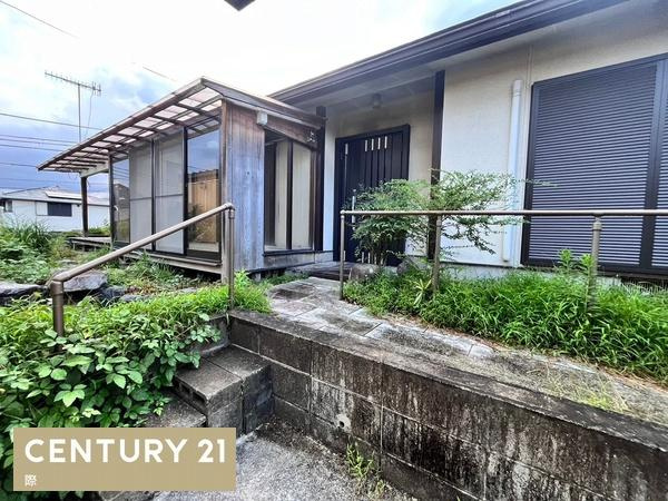 橋本市胡麻生　中古戸建の玄関