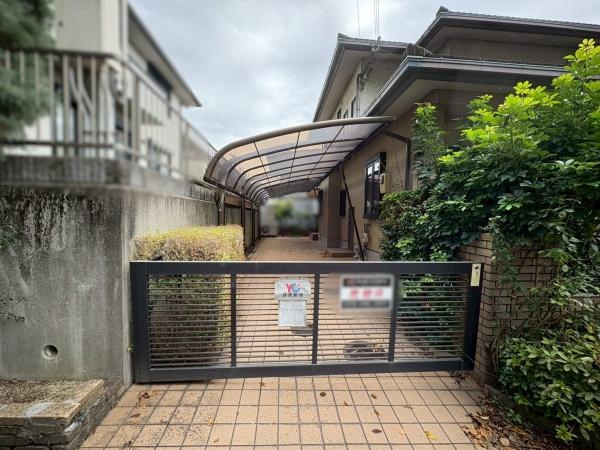 岩出市西安上　中古戸建の駐車場