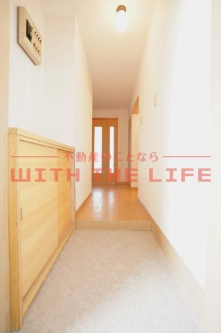 フジマンション【キャッシュバック対象物件】の玄関|きれいな玄関です