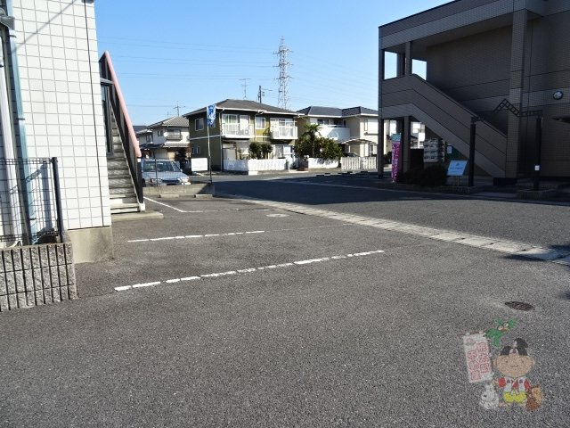 アヴェニール　Ⅰの駐車場