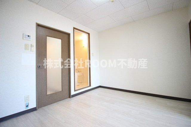 JCSマンションの居間・リビング|こちらの居間で趣味の時間をお楽しみください