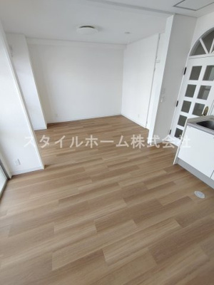 【居間・リビング】 | 白河ハイツ | イメージ写真です。