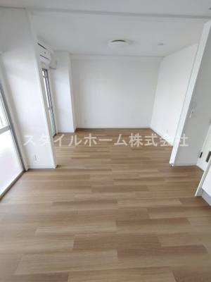 【居間・リビング】 | 白河ハイツ | イメージ写真です。