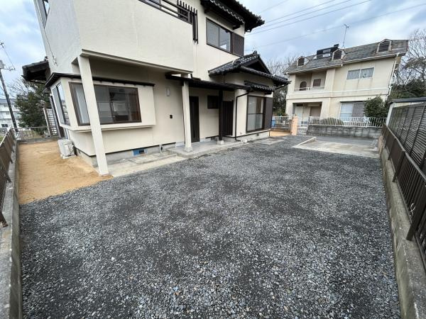 【駐車場】 | 駐車場の別角度の写真です。