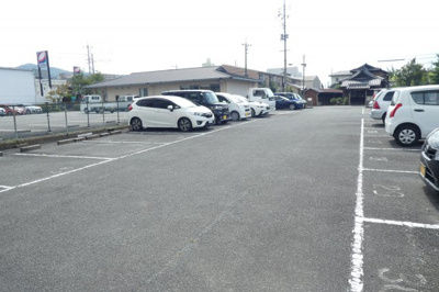 【駐車場】 | 山内ヴィラージュ山口