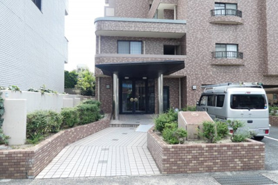 【エントランス】 | 山内ヴィラージュ山口