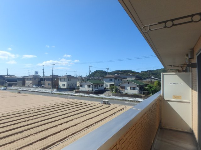 カリスのバルコニー|南向きで日当たり良好です