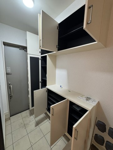 和歌山市吉里・中古戸建・115589の玄関