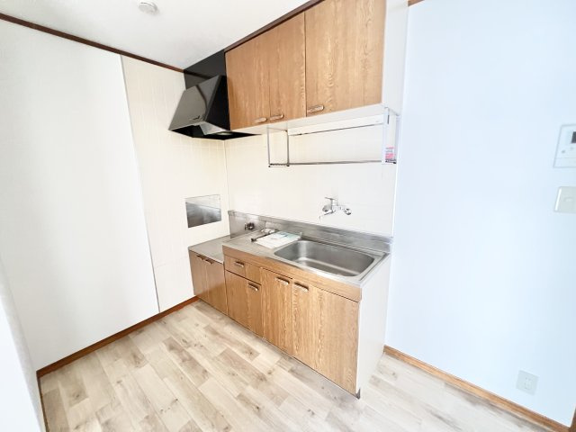 b’CASA四街道ⅢB re-bornのキッチン|※別部屋参考写真