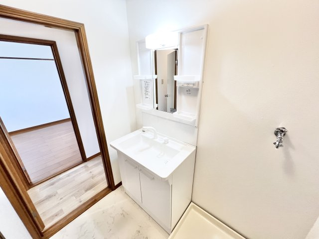 b’CASA四街道ⅢB re-bornの洗面所|※別部屋参考写真