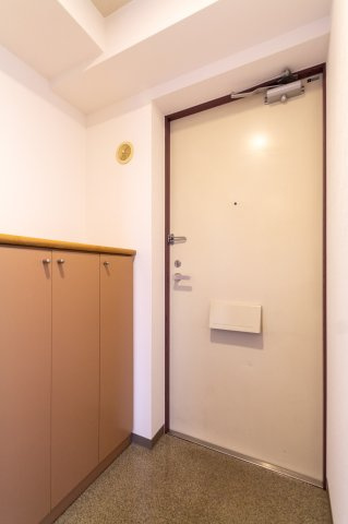 カーサ新所沢Ⅱの玄関