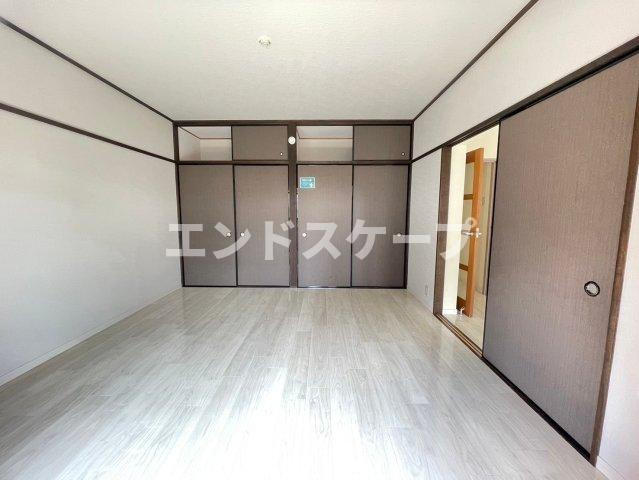 ファランドール井野の洋室|高崎、前橋、伊勢崎エリアのお部屋探しはエンドスケープまで！お客様の理想お聞かせ下さい♪
