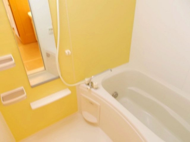 エリタージュＡの浴室