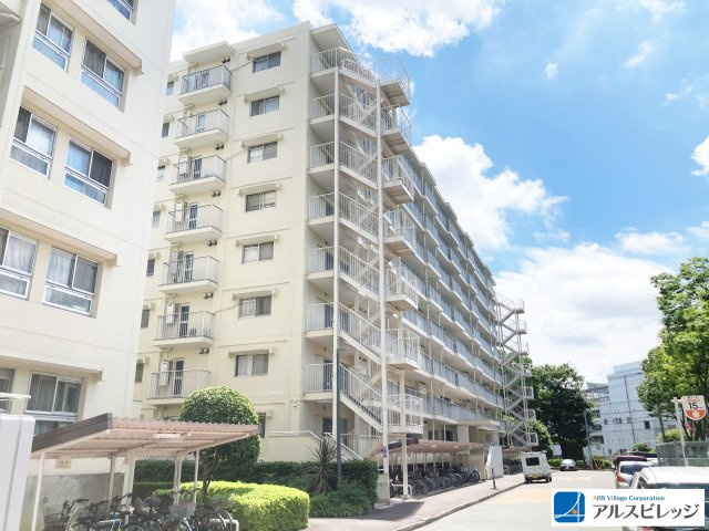 志木ニュータウン南の森壱番街15号棟の外観