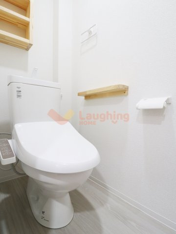 コル・クラージュⅡのトイレ|落ち着いたトイレです