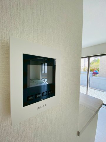 よかタウン／菊池郡大津町美咲野4丁目1期／１号棟のセキュリティ|お客様の顔を見て応対できる安心感のあるテレビモニター付きインターホン