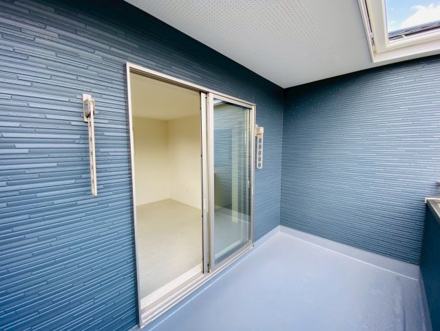 よかタウン／菊池郡大津町美咲野4丁目1期／１号棟のバルコニー|たっぷりの洗濯物が干せるバルコニー