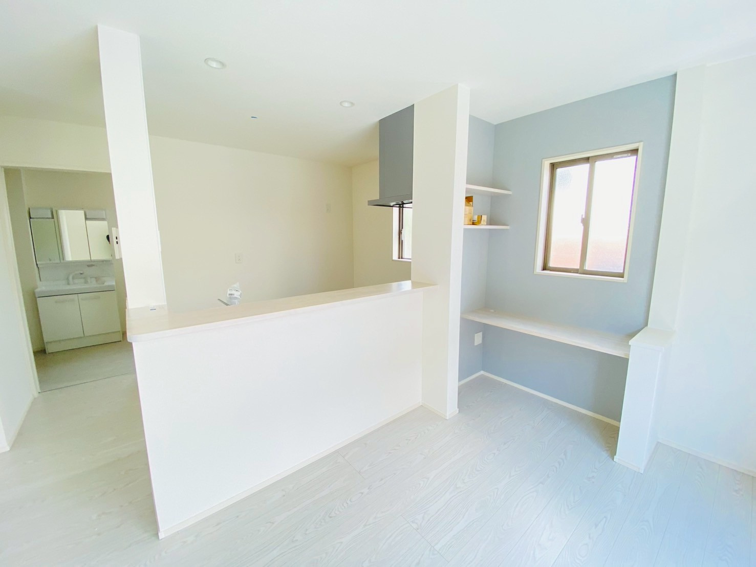 よかタウン／菊池郡大津町美咲野4丁目1期／１号棟のその他|キッチン横にカウンター。お子さんのスタディーカウンターや作業スペースとして使えます。