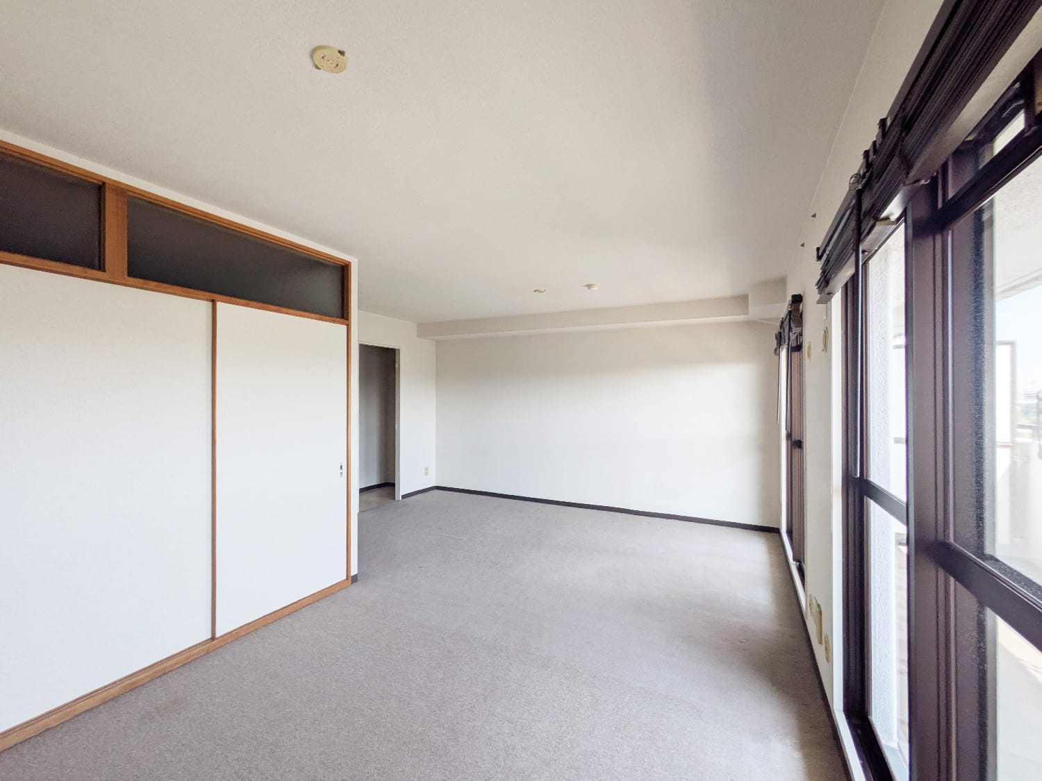 セントポリア神戸運動公園の居間・リビング