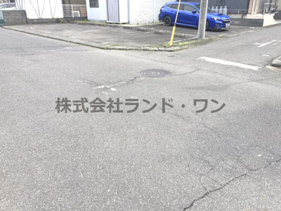 【前面道路含む現地写真】 | 入間市久保稲荷３丁目