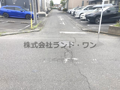 【前面道路含む現地写真】 | 入間市久保稲荷３丁目