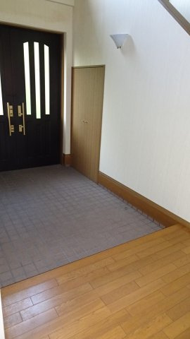 守山区上志段味戸建のその他|玄関