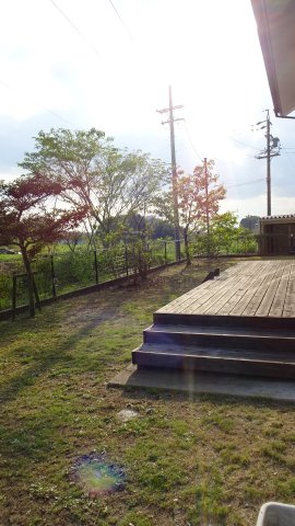守山区上志段味戸建の庭|庭にウッドデッキ付
