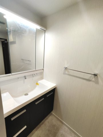 グラン・コート印場駅前通りの独立洗面台|使いやすい独立洗面台です