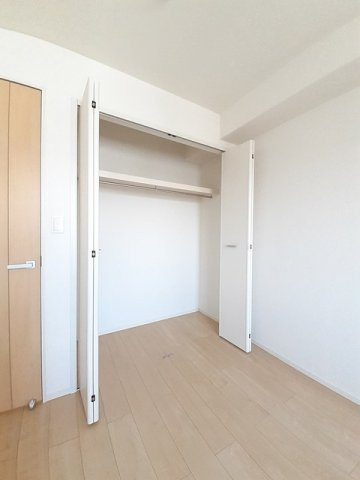 ロータス南島田Ｄの収納|こまごまとしたものを収納できそうですね