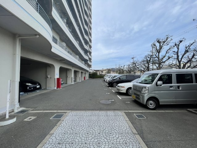 インテリジェントシティの駐車場|■物件内覧・資金計画相談・住宅ローン相談、リフォーム相談、お問合せ受付中■
※当日・翌日のご内覧、ご相談はお電話でのお問合せがスムーズです！