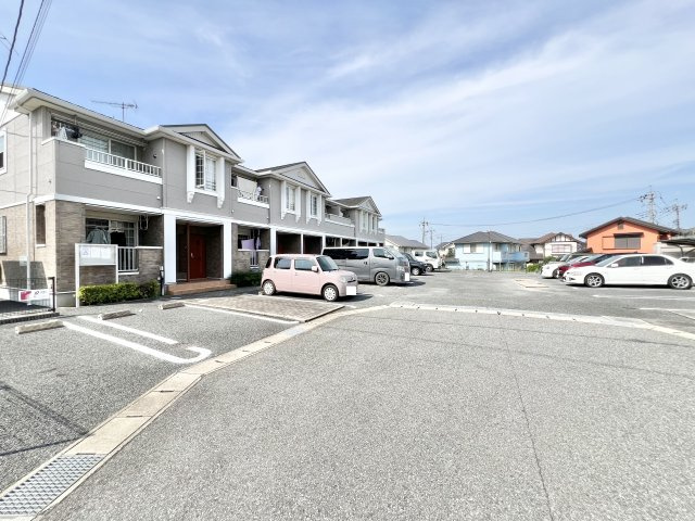 ベルコリーヌの駐車場