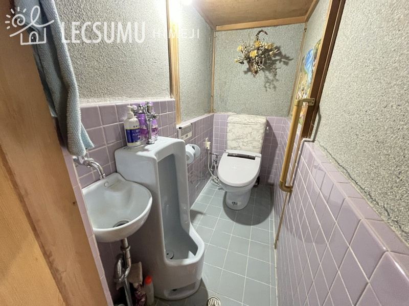 姫路市家島町坊勢/中古戸建のトイレ