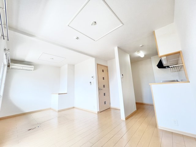 プラシード ツバサの居間・リビング|※別部屋参考写真