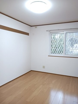 【内装】 | フォレスト・グリーン