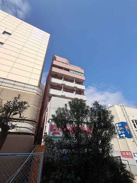 APRICOT ALLEYの外観|重厚感のあるSRC造マンション