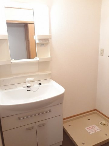 メゾン・ジュネスＡの洗面所