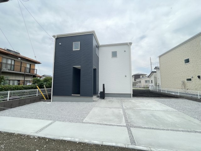 藤岡市本郷第6（全3棟）1号棟の外観