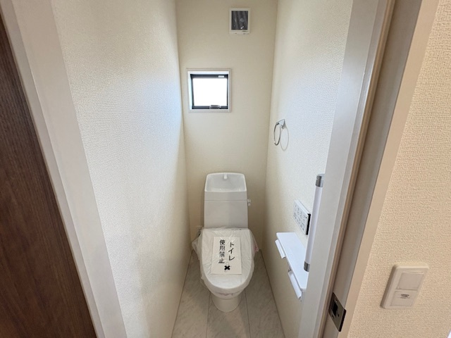 藤岡市本郷第6（全3棟）3号棟のトイレ