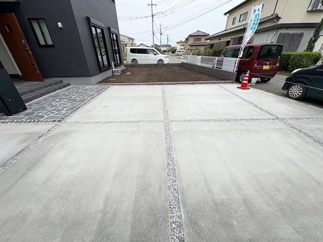 藤岡市本郷第6（全3棟）3号棟の駐車場
