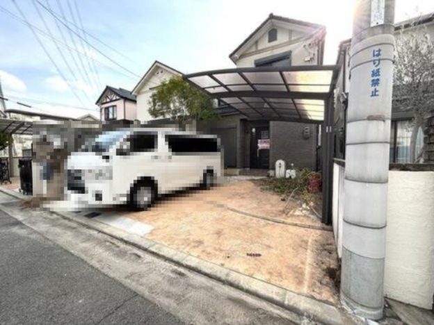 片鉾東町　中古一戸建ての駐車場|■物件内覧・資金計画相談・住宅ローン相談、リフォーム相談、お問合せ受付中■
※当日・翌日のご内覧、ご相談はお電話でのお問合せがスムーズです！