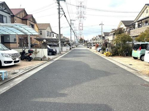 片鉾東町　中古一戸建ての前面道路含む現地写真|■物件内覧・資金計画相談・住宅ローン相談、リフォーム相談、お問合せ受付中■
※当日・翌日のご内覧、ご相談はお電話でのお問合せがスムーズです！