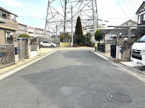 片鉾東町　中古一戸建ての前面道路含む現地写真|■物件内覧・資金計画相談・住宅ローン相談、リフォーム相談、お問合せ受付中■
※当日・翌日のご内覧、ご相談はお電話でのお問合せがスムーズです！