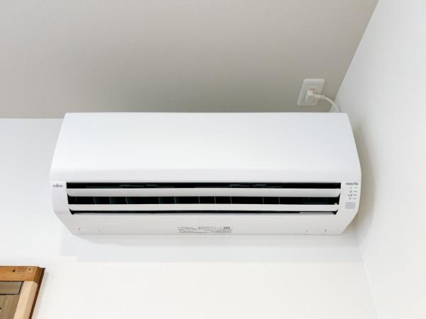 【その他】 | 新品のエアコンを１台設置しております。