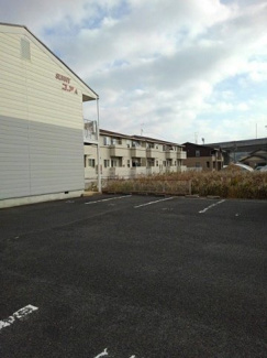 【駐車場】 | ＳＵＮＮＹコ・アＡ | 駐車スペースもあります