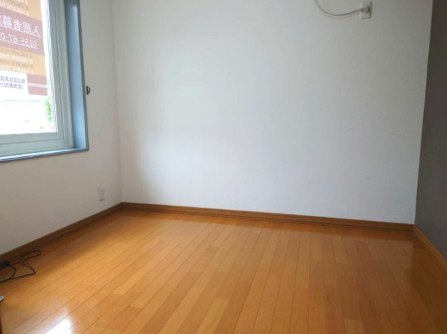 溝口貸家　34の洋室