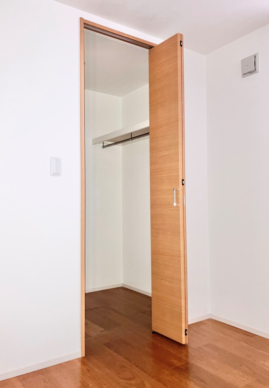 深沢戸建の収納