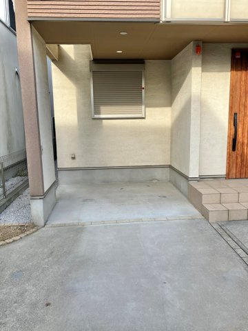 深沢戸建の駐車場