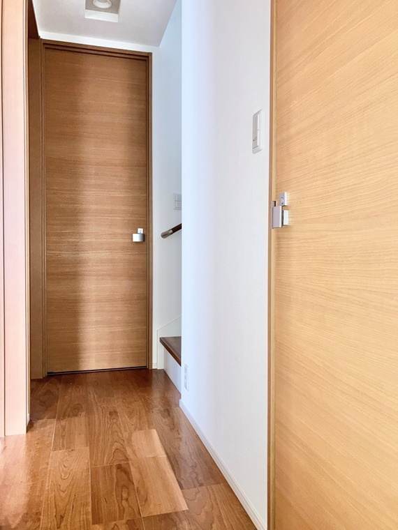 深沢戸建のロビー