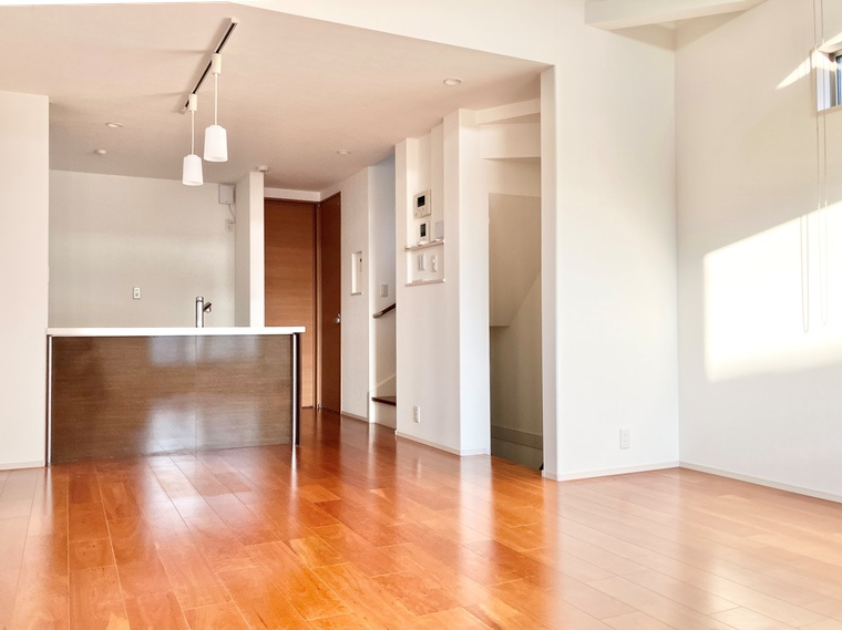 深沢戸建の居間・リビング